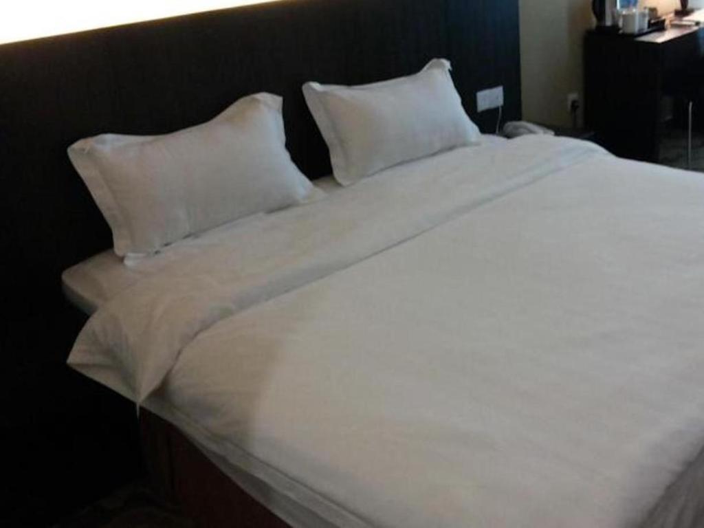 קוטה קינבלו Eminent Hotel מראה חיצוני תמונה