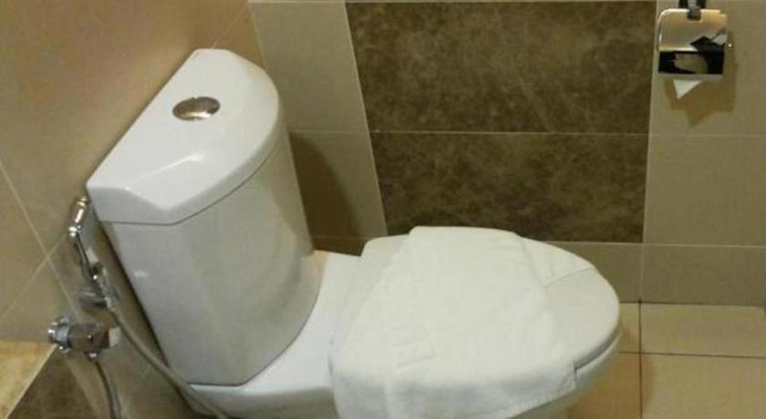 קוטה קינבלו Eminent Hotel מראה חיצוני תמונה